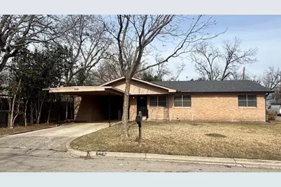 800 Otis Street, Taylor, TX 76574 - Photo 2