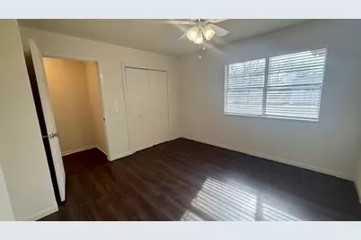 800 Otis Street, Taylor, TX 76574 - Photo 16