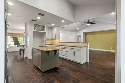 7202 Running Rope Circle, Austin, TX 78731 - Photo 12