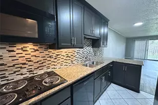 601 W 11th St, Austin, TX 78701 - Photo 8