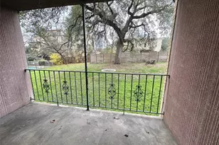 601 W 11th St, Austin, TX 78701 - Photo 26