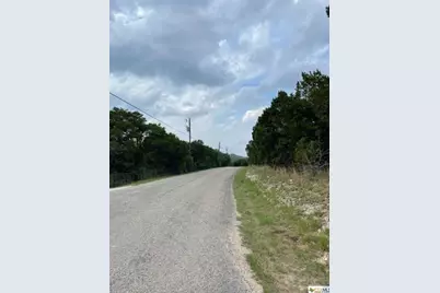 475 Village Top, Canyon Lake, TX 78133 - Photo 2