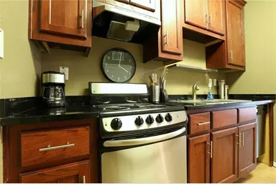 910 W 25th Street #302, Austin, TX 78705 - Photo 6