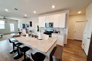 417 Dipprey Ln, Georgetown, TX 78628 - Photo 8