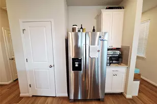 417 Dipprey Ln, Georgetown, TX 78628 - Photo 10