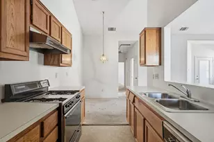 6501 Brush Country Rd, Austin, TX 78749 - Photo 16