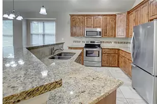 129 N Kaupo Dr, Bastrop, TX 78602 - Photo 8