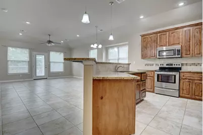 129 N Kaupo Drive #B, Bastrop, TX 78602 - Photo 4