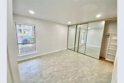 6910 Hart Lane #403, Austin, TX 78731 - Photo 6