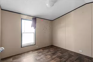 337 SW Front St, Bartlett, TX 76511 - Photo 16