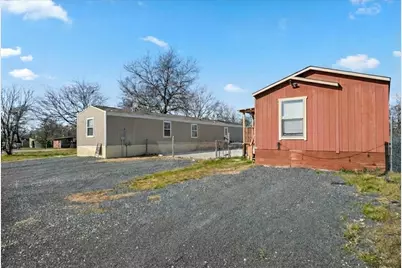 337 SW Front Street, Bartlett, TX 76511 - Photo 1