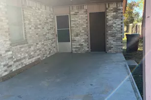 705 Guadalimar St, Lockhart, TX 78644 - Photo 26