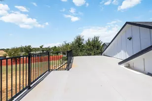 123 Zacate St, Elgin, TX 78621 - Photo 6