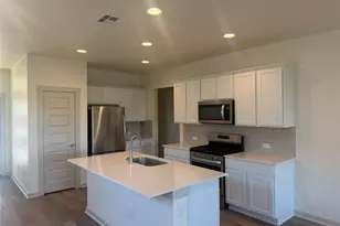 8020 Linnie Ln, Austin, TX 78724 - Photo 4