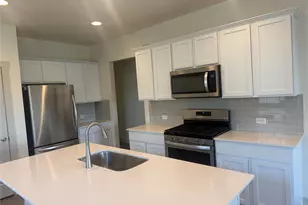 8020 Linnie Ln, Austin, TX 78724 - Photo 10