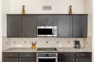 804 Farmhouse Dr, Hutto, TX 78634 - Photo 8