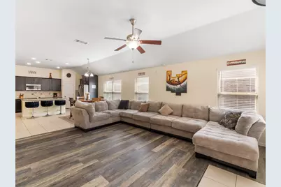 804 Farm House Drive, Hutto, TX 78634 - Photo 12