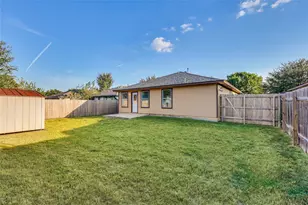 109 Brooke St, Hutto, TX 78634 - Photo 30