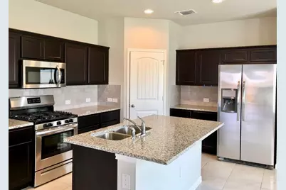 7008 Loretta White Lane, Austin, TX 78744 - Photo 2