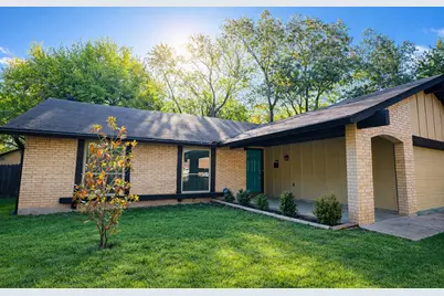 9215 Hunters Trace E, Austin, TX 78758 - Photo 4