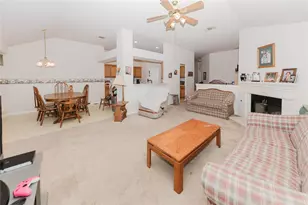 223 Martin Crossing Dr, Cedar Creek, TX 78612 - Photo 10