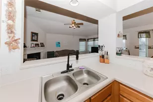 223 Martin Crossing Dr, Cedar Creek, TX 78612 - Photo 18