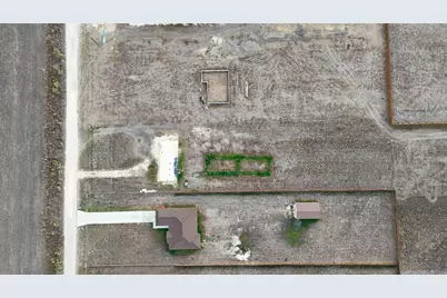 631 County Road 5715, Natalia, TX 78059 - Photo 10