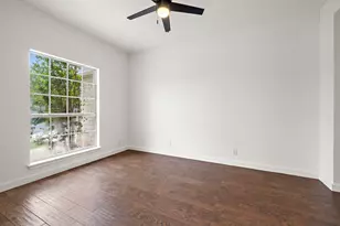 1000 Woodview Dr, Georgetown, TX 78628 - Photo 4