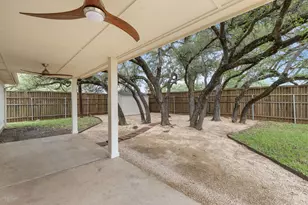 1000 Woodview Dr, Georgetown, TX 78628 - Photo 22