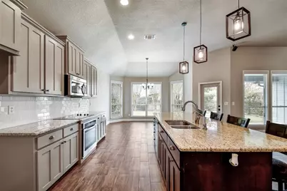 2281 Sungate Drive, New Braunfels, TX 78130 - Photo 14