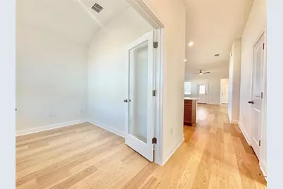 541 Porter Country Parkway, Buda, TX 78610 - Photo 2