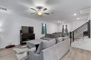 102 Gracie Wy, Hutto, TX 78634 - Photo 8