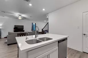 102 Gracie Wy, Hutto, TX 78634 - Photo 12