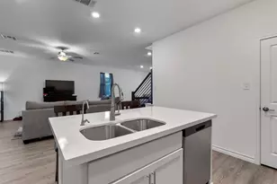 102 Gracie Wy, Hutto, TX 78634 - Photo 12