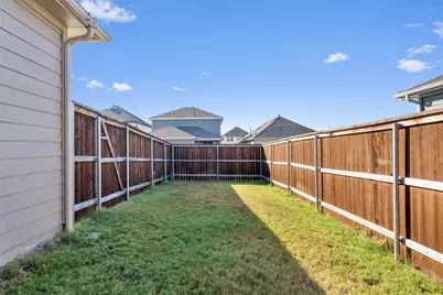 102 Gracie Way, Hutto, TX 78634 - Photo 24