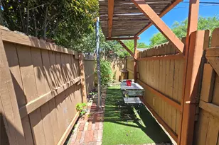 10605 Newmont Rd, Austin, TX 78758 - Photo 2