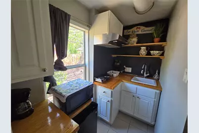 10605 Newmont Road #B, Austin, TX 78758 - Photo 6