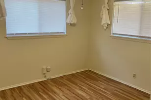 8311 Hathaway Dr, Austin, TX 78757 - Photo 4