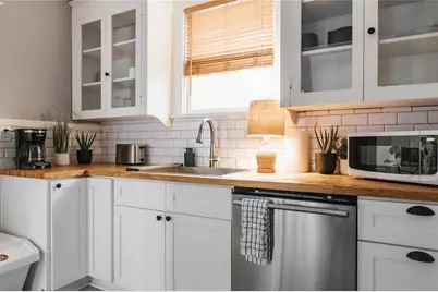 2623 Salado Street #A, Austin, TX 78705 - Photo 6