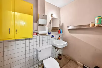 401 E 6th Street, Lampasas, TX 76550 - Photo 12