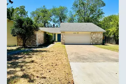 12310 Willow Wild Dr #B, Austin, TX 78758 - Photo 2