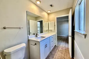 12310 Willow Wild Dr, Austin, TX 78758 - Photo 16
