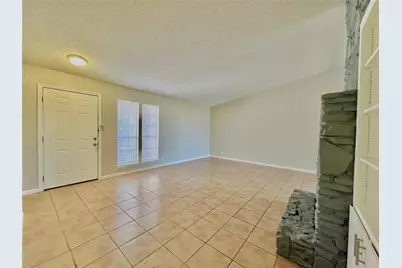12310 Willow Wild Dr #B, Austin, TX 78758 - Photo 6