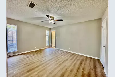 12310 Willow Wild Dr #B, Austin, TX 78758 - Photo 14