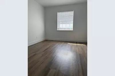 307 E 31 Street #105, Austin, TX 78705 - Photo 12