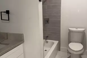 307 E 31st St, Austin, TX 78705 - Photo 10