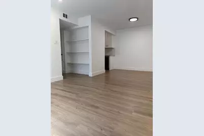 307 E 31 Street #105, Austin, TX 78705 - Photo 8