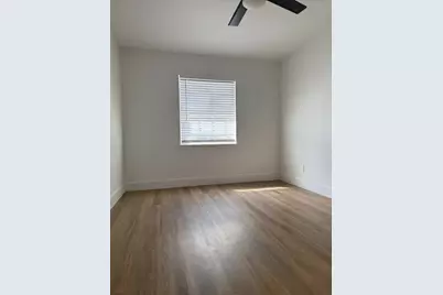 307 E 31 Street #105, Austin, TX 78705 - Photo 14