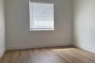 307 E 31st St, Austin, TX 78705 - Photo 14