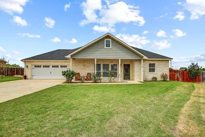 109 Les Lane, Smithville, TX 78957 - Photo 2